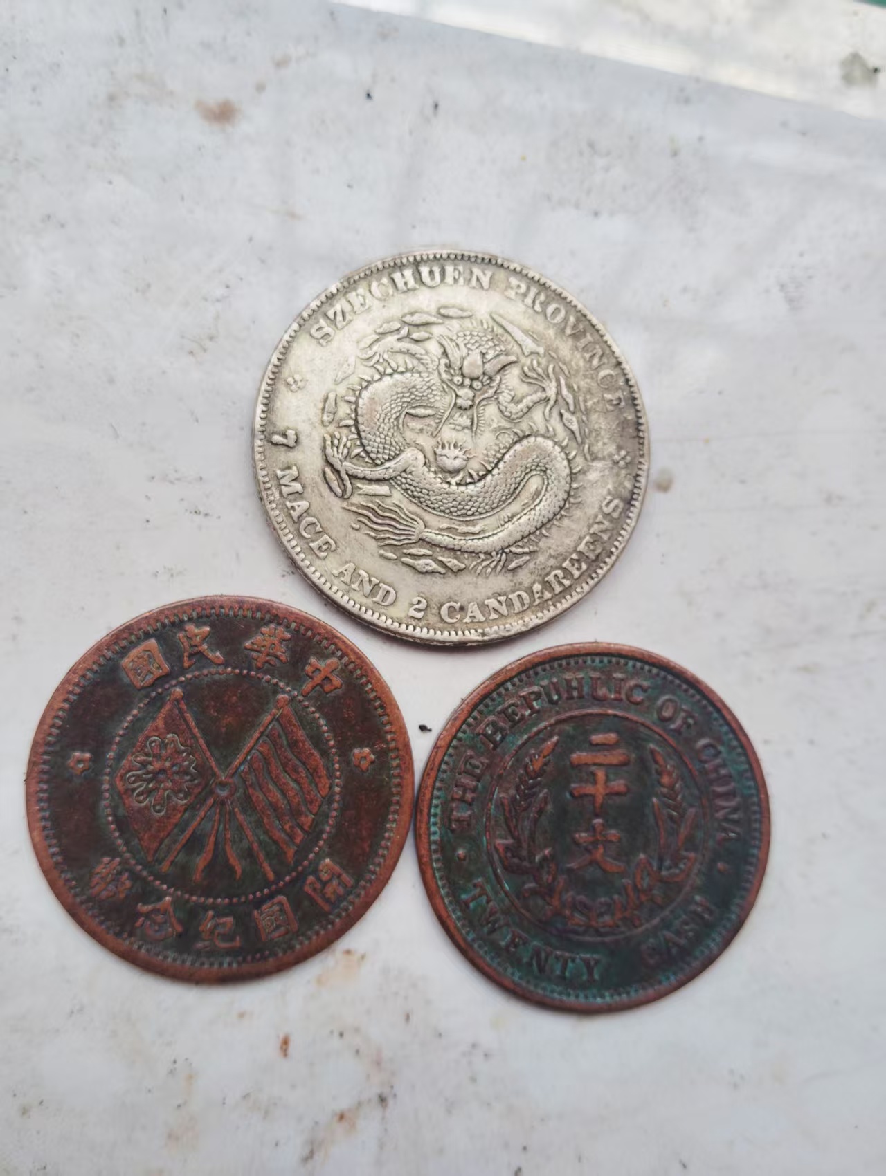 216b37c8-a1c9-4490-92d0-5a8ecd57f94d